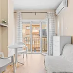 A 200m De La Playa Apartament *
